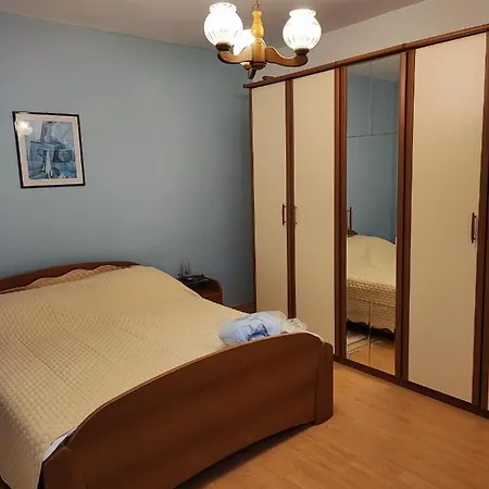 Apartment Mira