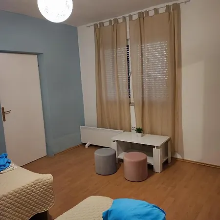 Mira Apartment *